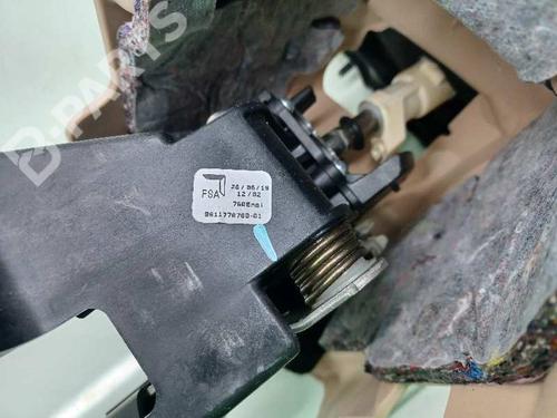 Gear lever CITROËN C4 CACTUS  | BP10774824M90 