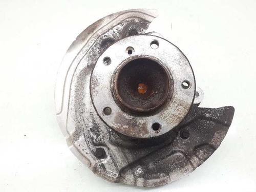 Achsschenkel links vorne BMW 1 (E81) 120 i (163 hp) 31216793923 | 31216773209