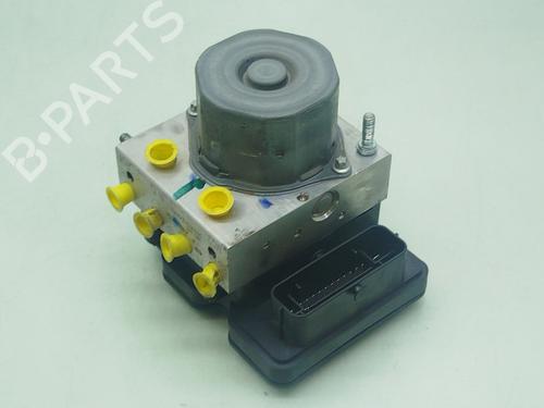 Used ABS pump NISSAN QASHQAI II (J11, J11_) 1.5 dCi (116 hp) 31652168