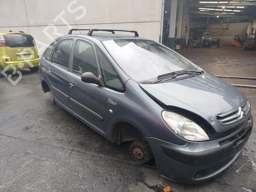 Fuse box CITROËN XSARA PICASSO (N68) 1.6 HDi | BP23075772E1 