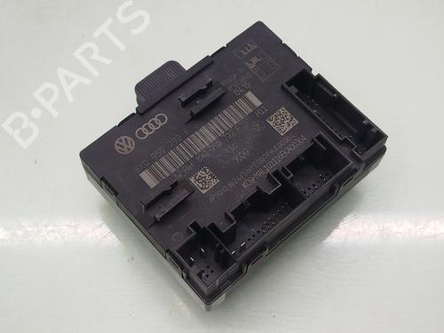 Used Electronic module Electronic module AUDI A1 Sportback (8XA, 8XF) 1.4 TDI (90 hp) 33677530 33677530