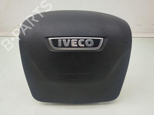 Used Driver airbag IVECO DAILY VI Van 35S15, 35C15, 40C15, 50C15 (150 hp) 32059527