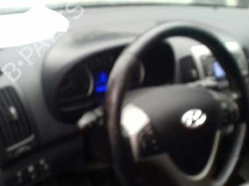 Left front fog light HYUNDAI i30 Estate (FD) 1.6 CRDi | BP2699956C30 
