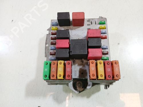 Used Fuse box Fuse box 38302333 38302333