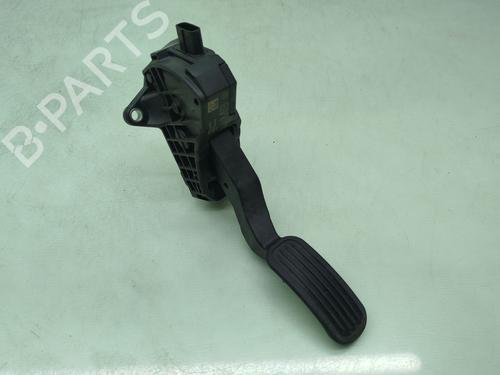 Pedal für Pedal TOYOTA YARIS (_P21_, _PA1_, _PH1_) 1.5 (MXPA11) (125 hp) 34186409 34186409