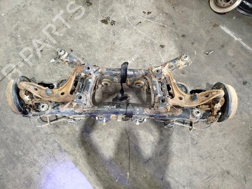Used Rear axle SUZUKI GRAND VITARA II (JT, TE, TD) 1.9 DDiS All-wheel Drive (JT419, TD44, JB419WD, JB419XD,... (129 hp) 24501102
