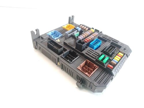 Used Fuse box Fuse box 38302315 38302315