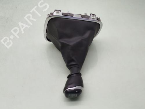 Used Gear lever RENAULT KADJAR (HA_, HL_) 1.5 BLUE dCi 115 (HLA6) (116 hp) 30770248