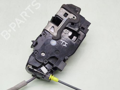 rear-left-lock-mercedes-benz-gla-h247-2020-35979813 main image