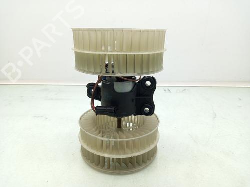 Used Heater blower motor MERCEDES-BENZ VITO / MIXTO Van (W639) 115 CDI 4x4 (639.601, 639.603, 639.605) (150 hp) 26690257