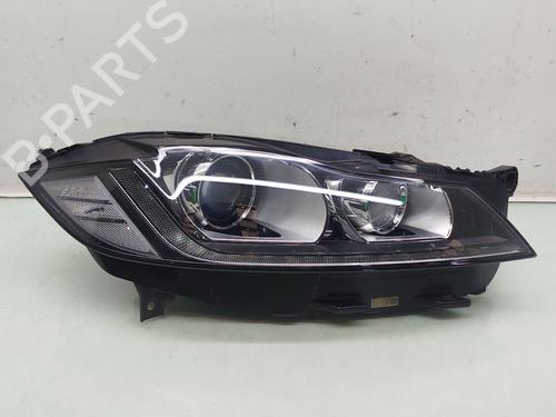Used Right headlight Right headlight JAGUAR F-PACE (X761) 3.0 SDV6 AWD (300 hp) 40229079 40229079