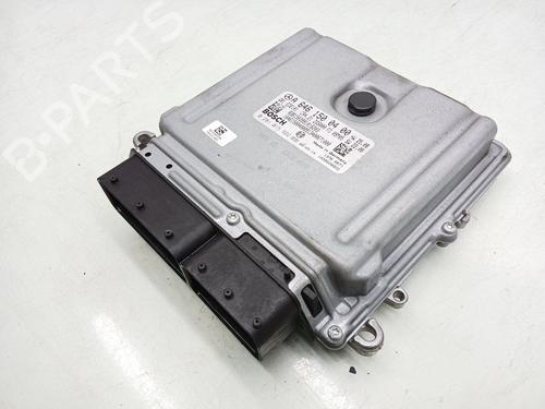 Used Engine control unit (ECU) Engine control unit (ECU) MERCEDES-BENZ VIANO (W639) CDI 2.2 (639.711, 639.713, 639.811, 639.813, 639.815) (116 hp) 31931390 31931390