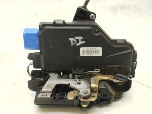 Used Front left lock VW CADDY III Box Body/MPV (2KA, 2KH, 2CA, 2CH) 2.0 SDI (70 hp) 31837571