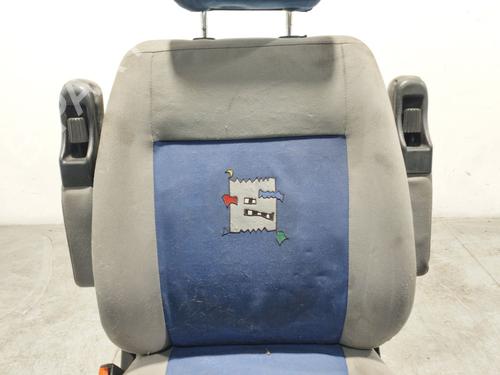 Left front seat VW TRANSPORTER T4 Bus (70B, 70C, 7DB, 7DK, 70J, 70K, 7DC, 7DJ) 2.5 TDI | BP29544779C15 