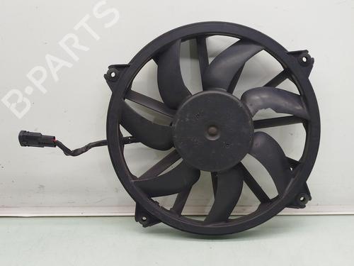 Used Radiator fan PEUGEOT 5008 I Van (0U_) HDi (0U9HR8) (111 hp) 30761903