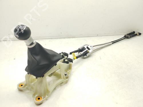 Used Gear lever KIA STONIC (YB) 1.2 CVVT (84 hp) 32023098