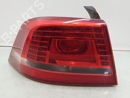 Venstre baglygte VW PASSAT B7 (362) 2.0 TDI (140 hp) 30547025