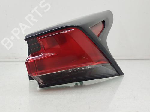 Feu arrière droit LEXUS NX (_Z1_) 300h AWD (AYZ15) (200 hp) 32319230