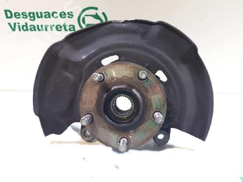 Used Right front steering knuckle TOYOTA AVENSIS (_T25_) 2.2 D-4D (ADT251_, ADT251R) (150 hp) 3432910