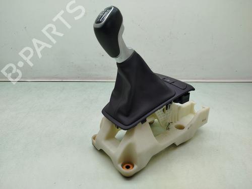 gear-lever-kia-stonic-yb-2017-36037566 main image