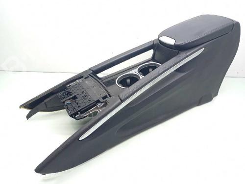 Used Armrest / Center console MERCEDES-BENZ M-CLASS (W164) ML 300 CDI 4-matic (164.121) (204 hp) 10811333