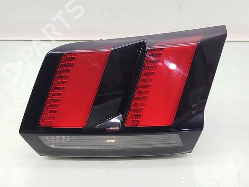 Used Right tailgate light Right tailgate light 35728712 35728712