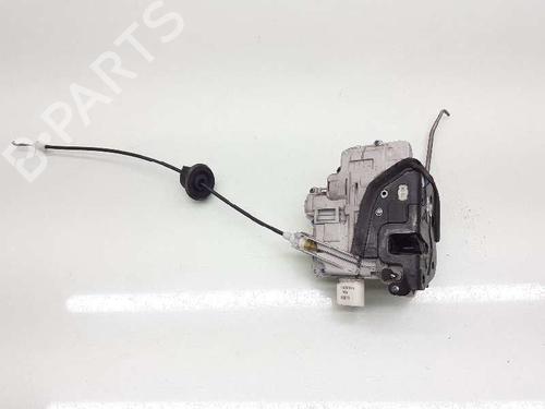 Vergrendeling rechts voor AUDI A4 B7 (8EC) 2.0 TDI (140 hp) 16238914