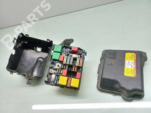 Used Fuse box PEUGEOT 208 I (CA_, CC_) 1.6 HDi (92 hp) 9769692