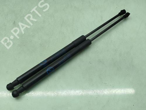 tailgate-lift-support-toyota-auris-estate-_e18_-2013-2014-2015-2016-2017-2018-32111557 main image