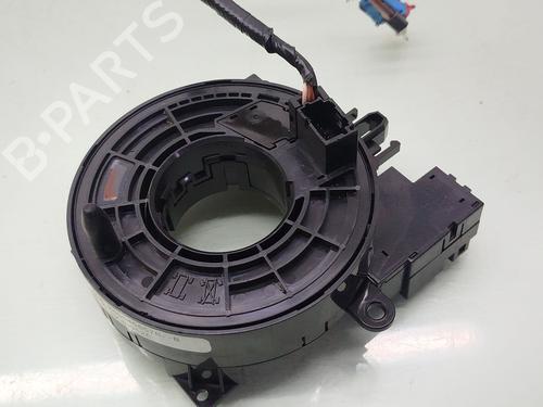 squib-airbag-renault-megane-iv-hatchback-b9amn_-2015-31929518 main image