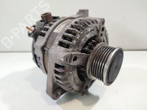 Used Alternator TOYOTA AURIS (_E15_) 1.4 D-4D (NDE150_, NDE150R) (90 hp) 29954031