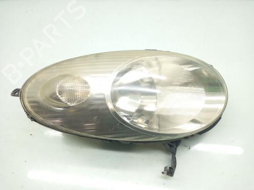 Used Right headlight NISSAN MICRA III (K12) [2002-2010]  16589035