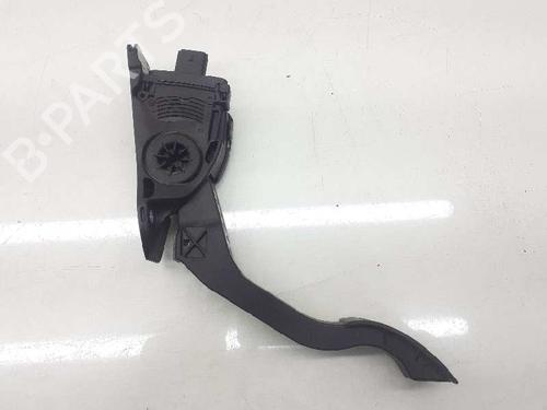 Pedal FORD KUGA II (DM2) 2.0 TDCi 4x4 (163 hp) 13325752