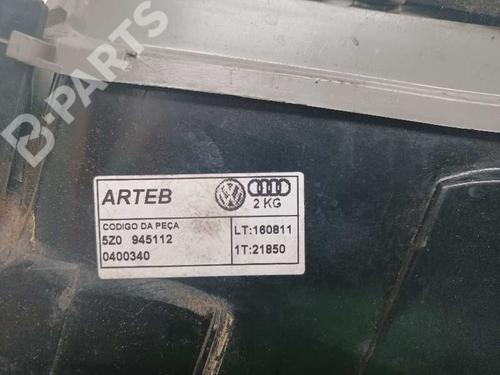Right taillight VW FOX Hatchback (5Z1, 5Z3, 5Z4)  | BP10213841C35 