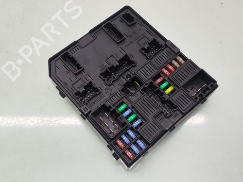 Module électronique RENAULT MEGANE IV Hatchback (B9A/M/N_) 1.3 TCe 140 (B9NB) (140 hp) 31929517