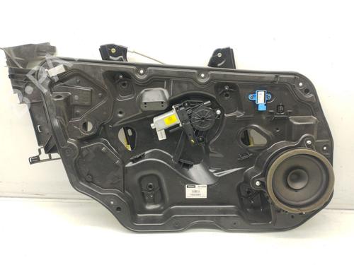 Vindusheismekanisme venstre foran VOLVO XC60 I SUV (156) D5 AWD (205 hp) 32043501