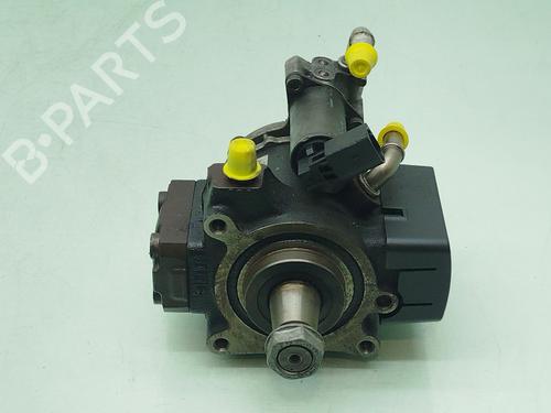 Used Injection pump SEAT ALTEA XL (5P5, 5P8) 1.6 TDI (105 hp) 30637522
