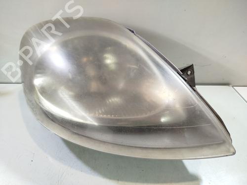 Used Right headlight OPEL VIVARO A Van (X83) 1.9 DTI (F7) (101 hp) 30295987