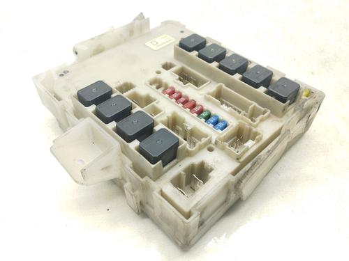 Fuse box NISSAN PATHFINDER III (R51) 2.5 dCi 4WD | BP33013331E1 - Image 2