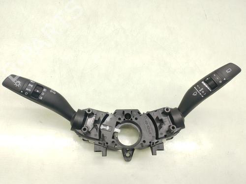 Used Headlight switch KIA STONIC (YB) 1.0 T-GDi Eco-Dynamics+ (101 hp) 32983393