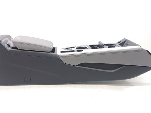 Armrest / Center console AUDI A5 Sportback (F5A, F5F) 35 TDI | BP32193695I20