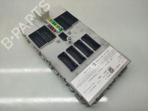 Used Fuse box BMW i3 (I01) s Electric (184 hp) 29280262