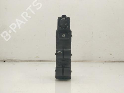 Venstre fortil elrude kontakt Venstre fortil elrude kontakt MAZDA 3 Saloon (BM_, BN_) 2.2 D (150 hp) 39722288 39722288