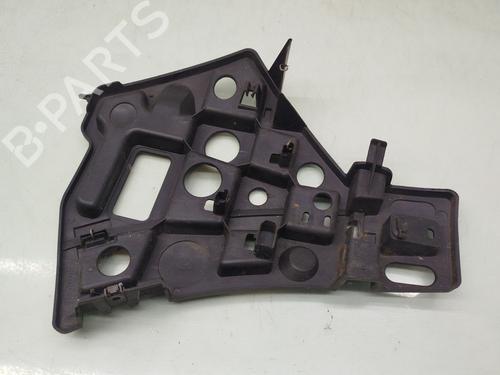Used Front bumper bracket PEUGEOT 3008 II SUV (MC_, MR_, MJ_, M4_) 1.2 THP/ PureTech 130 (MRHNSM, MRHNSU, MRHNSJ, MRHNYW,... (131 hp) 30588297