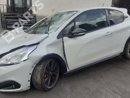 PEUGEOT 208 I (CA_, CC_) 1.6 GTi (208 hp) 1042365