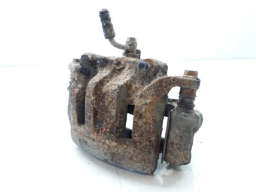Used Right front brake caliper NISSAN PICK UP (D22) [1997-2025]  11560051