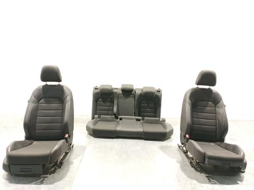 Seats set VW GOLF VII (5G1, BQ1, BE1, BE2) 1.6 TDI (110 hp) 17492672