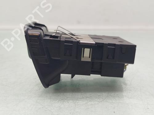 Switch MERCEDES-BENZ GLA-CLASS (X156) GLA 220 CDI 4-matic (156.905) | BP29357050I30 