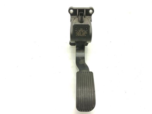 Used Pedal MERCEDES-BENZ V-CLASS (W447) [2014-2025]  17046667