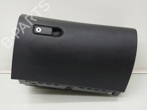 Used Glove box Glove box 36157479 36157479